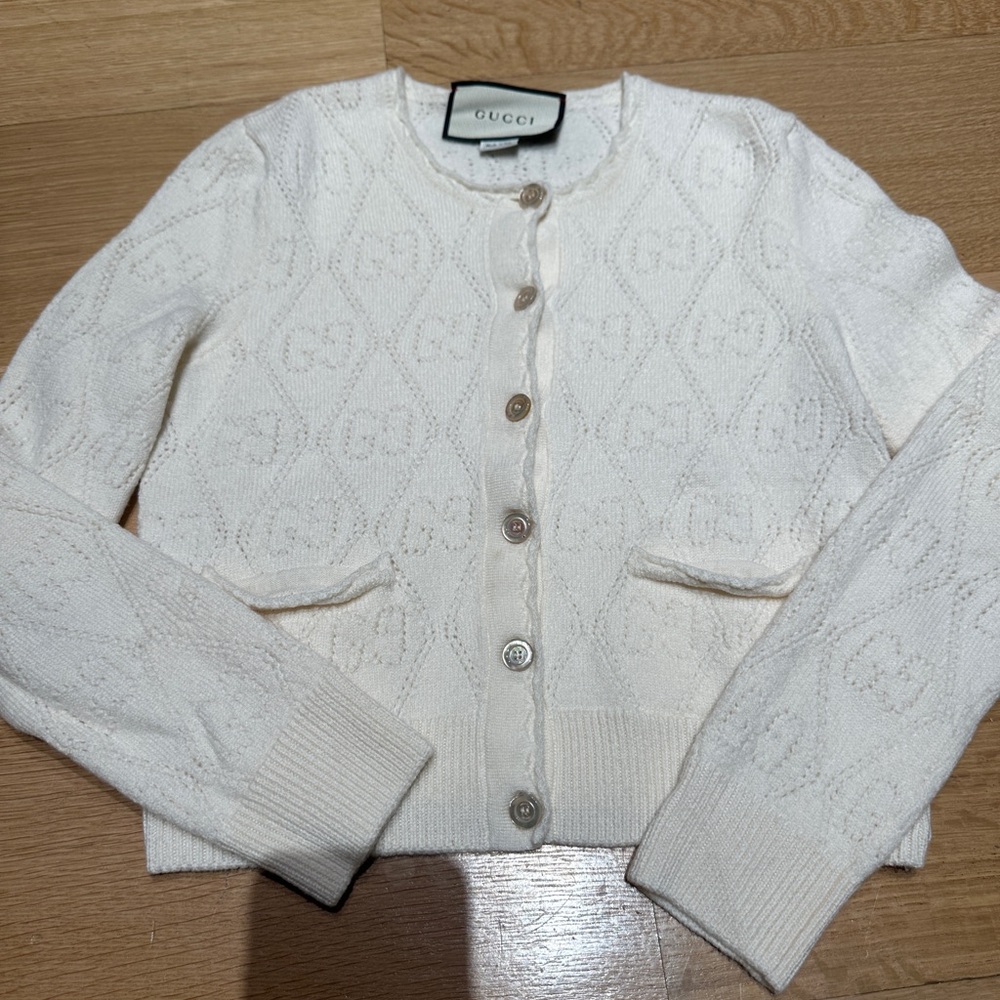 Gucci Knit cardigan fits like xsmall